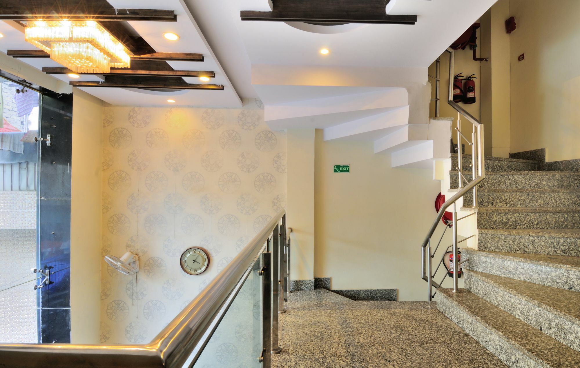 Hotel Gold Star Inn - Paharganj Нью-Делі Екстер'єр фото