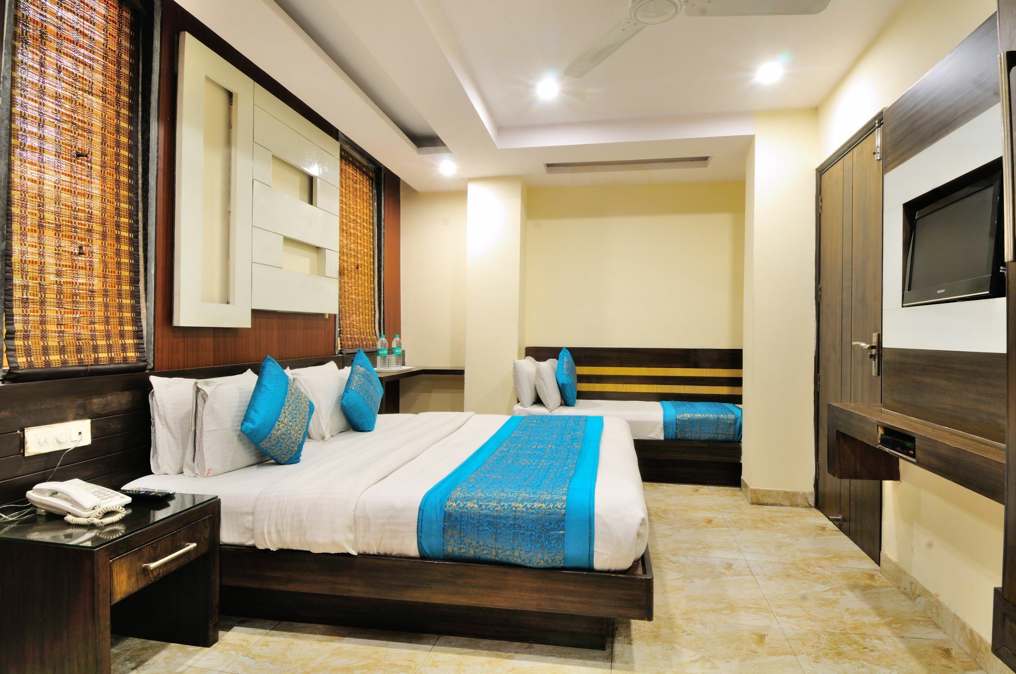 Hotel Gold Star Inn - Paharganj Нью-Делі Екстер'єр фото
