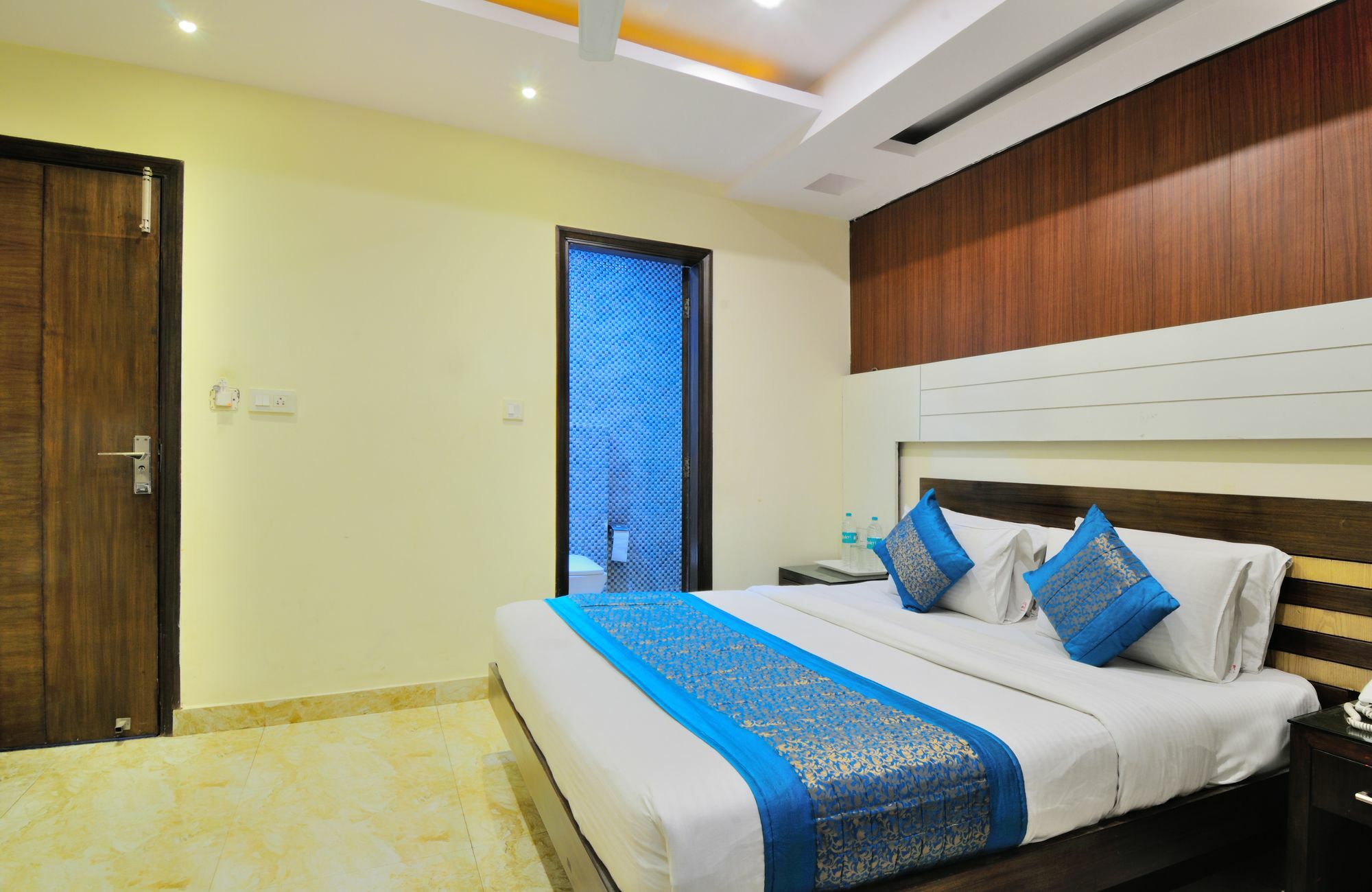 Hotel Gold Star Inn - Paharganj Нью-Делі Екстер'єр фото